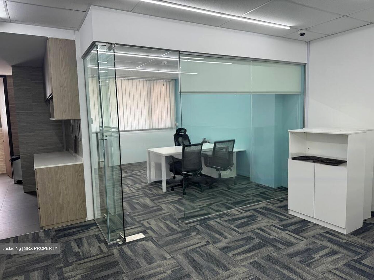 Efg Bank Building (D6), Office #451173941